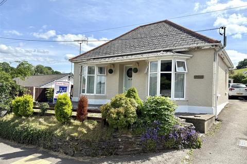 Rhydcymerau Road, Llanybydder 3 bed detached bungalow for sale