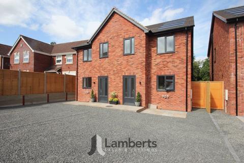 Woodford Close, Crabbs Cross, Redditch 3 bed semi