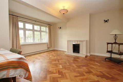 The Sigers, Pinner, Middlesex 2 bed maisonette for sale