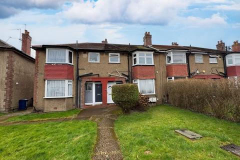 Reading Road, Northolt 1 bed maisonette for sale