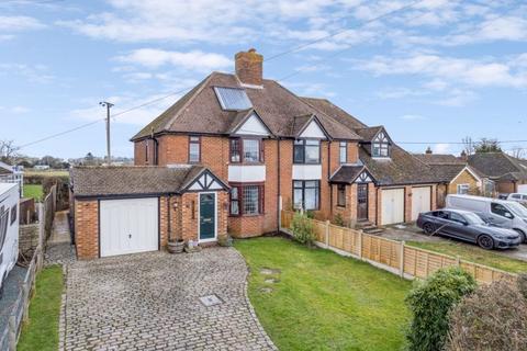 Green Lane, High Wycombe HP14 3 bed semi