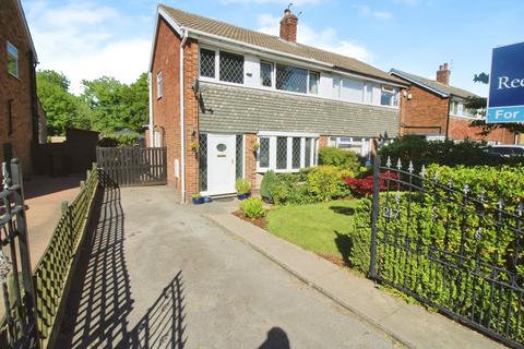 Towngate, West Yorkshire WF5 3 bed semi
