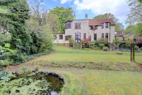 Rectory Avenue, High Wycombe HP13 4 bed detached house for sale
