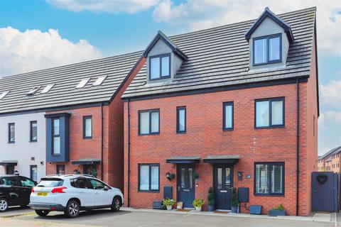 Ffordd Penrhyn, Barry 3 bed house for sale