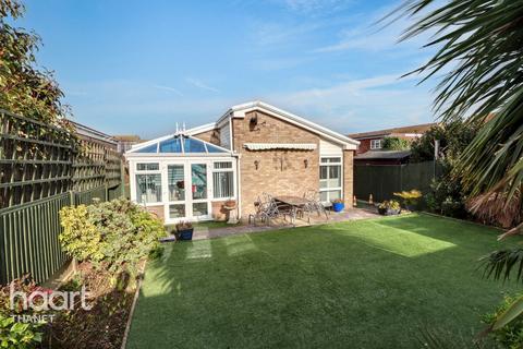 Yardhurst Gardens, Margate 2 bed detached bungalow for sale