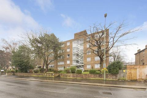 High Mount, Hendon NW4 2 bed flat for sale