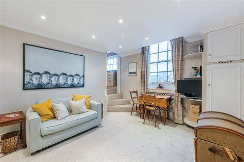 Warwick Square, London, SW1V 2 bed apartment for sale