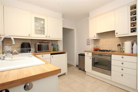 Griffin Road, London, SE18 2 bed maisonette for sale