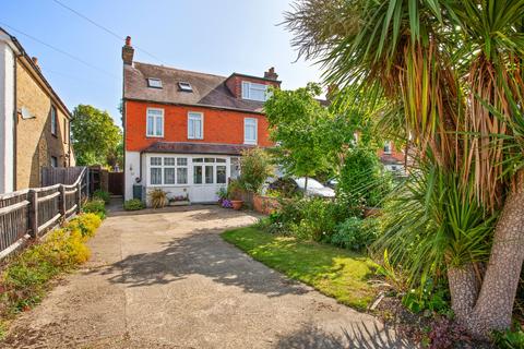 Straight Bit, Flackwell Heath, HP10 4 bed semi