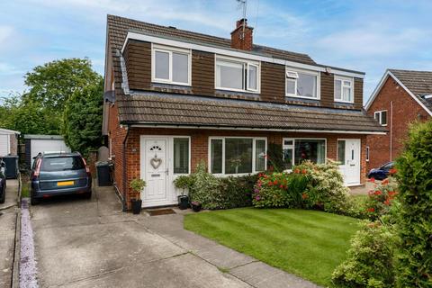 Birkdale Drive, Leeds LS17 3 bed semi