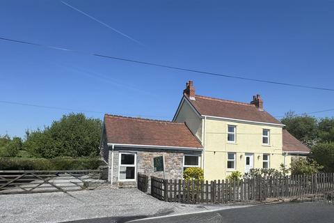 Maesybont, Llanelli 3 bed property with land for sale