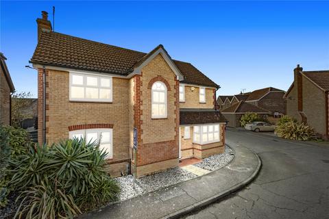 Pavitt Meadow, Galleywood... 3 bed detached house for sale