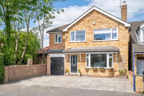 Northolme Drive, Off Shipton Road, York 3 bed detached house for sale
