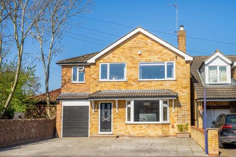 Northolme Drive, Off Shipton Road, York 3 bed detached house for sale