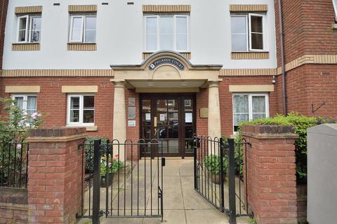 Pegasus Court, Green Lanes, Winchmore... 1 bed flat for sale