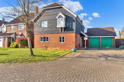 Thompsons Meadow, Royston SG8 4 bed detached house for sale