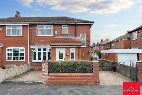 Elsinore Avenue, Irlam, M44 3 bed semi