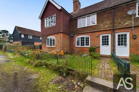 Horns Corner, Catsfield, TN33 3 bed terraced house for sale