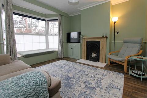 Chester Road North, Kidderminster, DY10 3 bed terraced house for sale