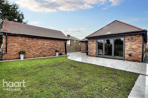 Barton Hill Drive, Minster 5 bed bungalow for sale