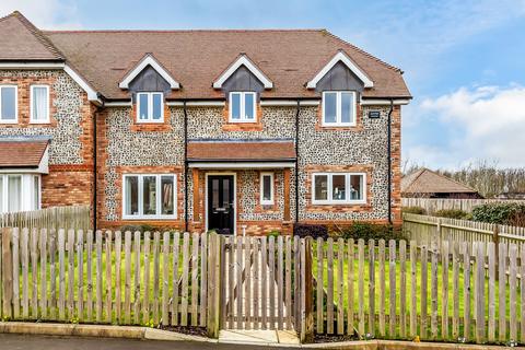Tillingdown Lane, Woldingham... 3 bed semi
