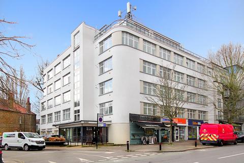 Uxbridge Road, London 1 bed flat for sale