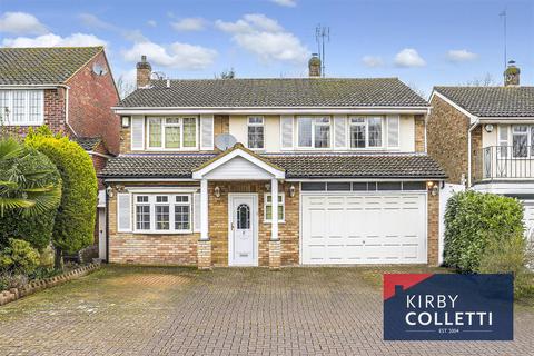 Howfield Green, Hoddesdon 4 bed detached house for sale