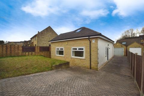 Santa Monica Road, Bradford BD10 4 bed detached house for sale