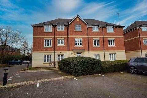 Collingtree Court, Solihull B92 2 bed flat for sale