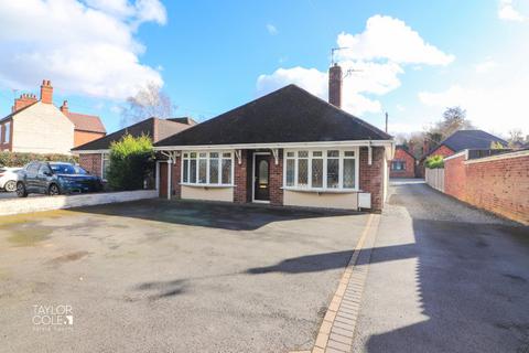 Tamworth Road, Amington 2 bed detached bungalow for sale