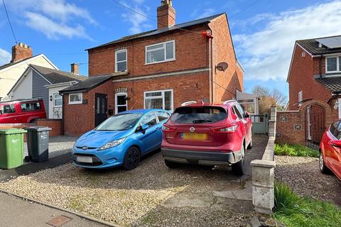2 bedroom semi-detached house for sale