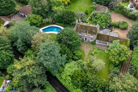 Cambridge Street, Cambridgeshire PE19 5 bed detached house for sale