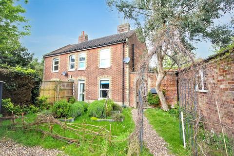 Cherry Tree Lane, North Walsham 3 bed semi