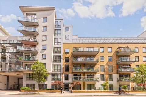 Violet Road, London E3 2 bed flat for sale