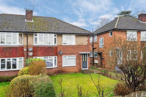Pennylets Green, Stoke Poges SL2 2 bed apartment for sale