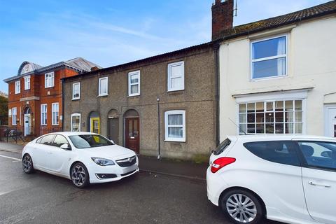 James Street, Louth LN11 2 bed terraced house for sale