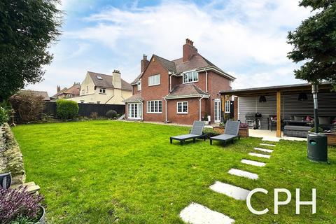 Hackness Road, Scarborough 3 bed detached house for sale