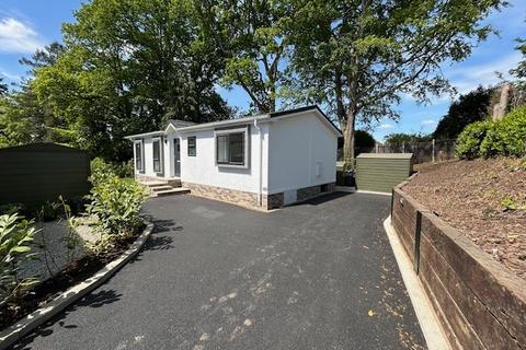 Fleet, Hampshire, GU52 2 bed park home for sale