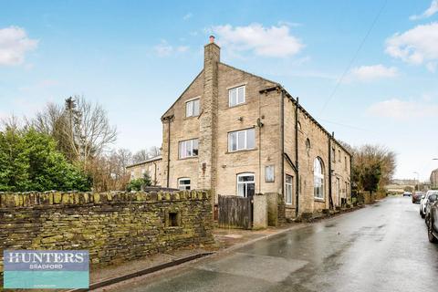 Lane Side, Queensbury, Bradford, West... 6 bed semi