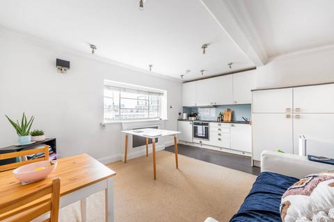 Westbourne Terrace, Lancaster Gate... 2 bed flat for sale