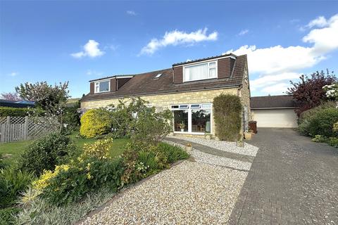 Hillside Close, Cheltenham GL52 4 bed bungalow for sale