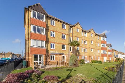 Kings Road, Herne Bay, CT6 2 bed flat for sale