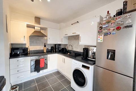 Blacklock Close, Gateshead, Tyne and... 2 bed flat for sale