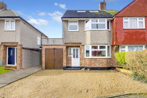 Radnor Gardens, Enfield 4 bed semi
