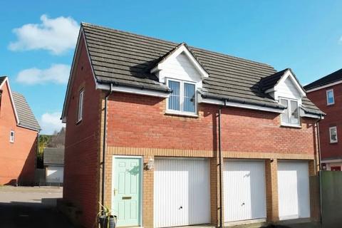 38 Woolpitch Wood, Chepstow... 2 bed flat for sale