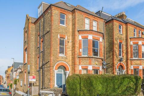 St Ann's Crescent, Earlsfield... 2 bed end of terrace house for sale