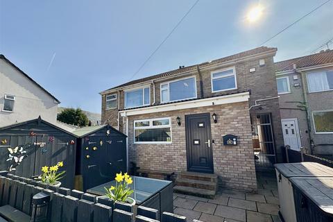 Brickfield Lane, Holmfield, Halifax 5 bed semi