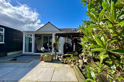 Twickenham Road, Newton Abbot TQ12 3 bed semi