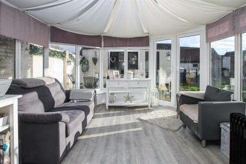 Turners Close, Ongar 4 bed end of terrace house for sale