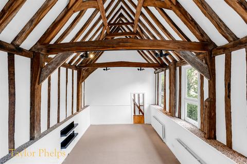 Water Row, High Street, Ware SG12 2 bed apartment for sale